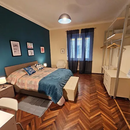 Cit Lovely House * Турин